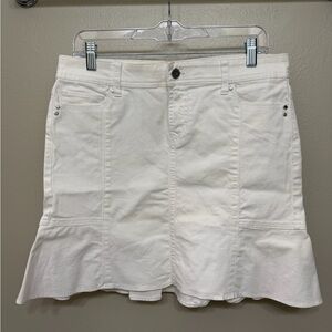 White House Black Market Cream Mini Skirt